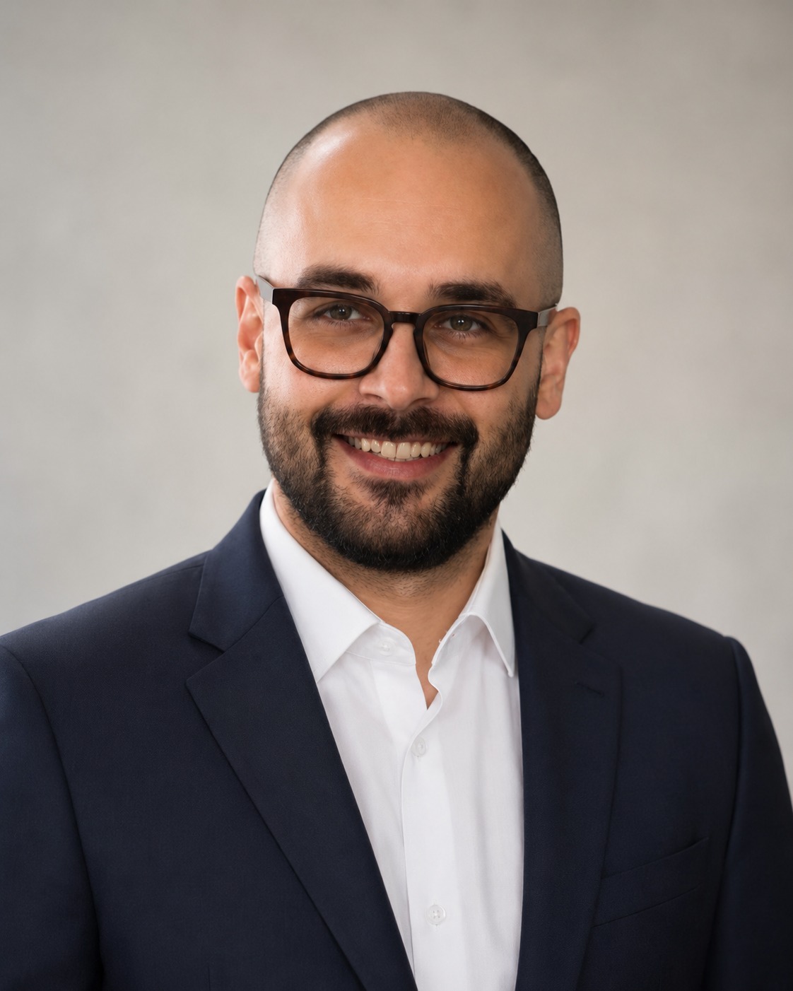 Fatih Dönmez — Operations Manager, Universal Travel Services