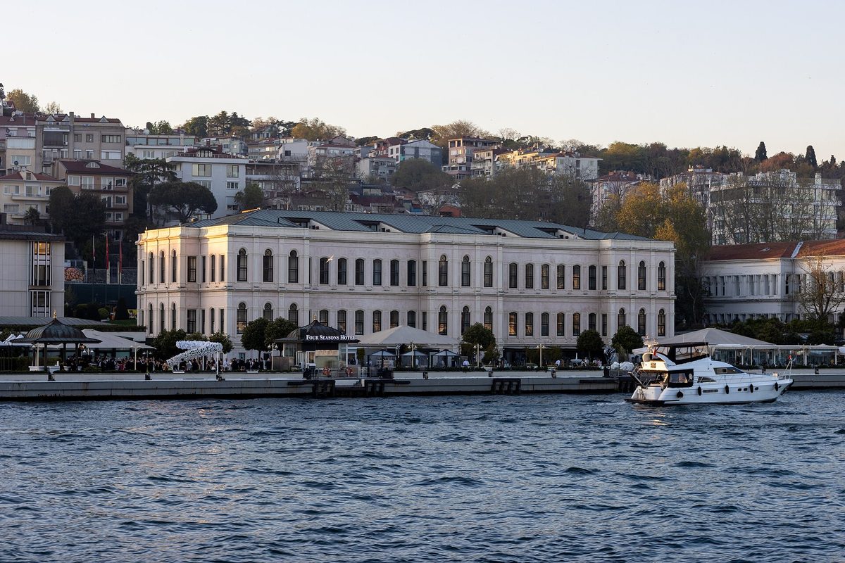 Four Seasons Bosphorus — Istanbul